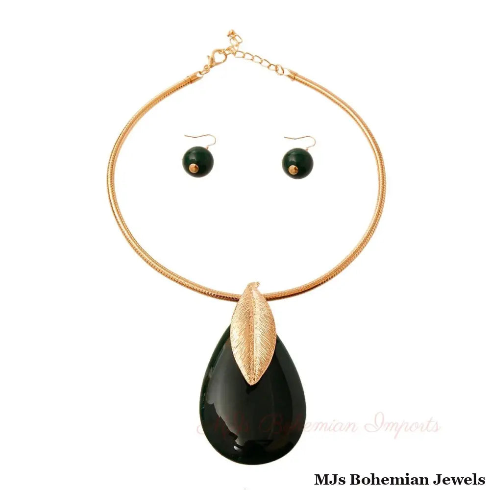 Green Gold Leaf Pendant Set